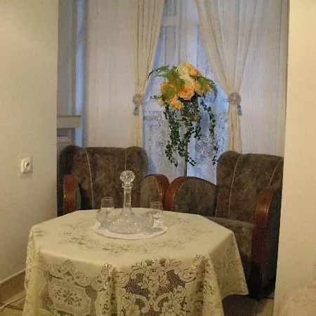 Staropolska * Piaseczno (Masovia)